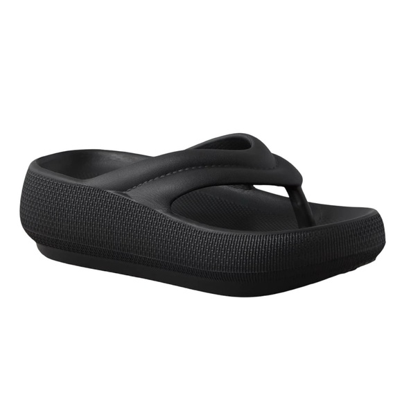 MIA Licorice Puffy Thong Sandals, Platform Flip Flop, Black, Women's Size 8 - Picture 1 of 9